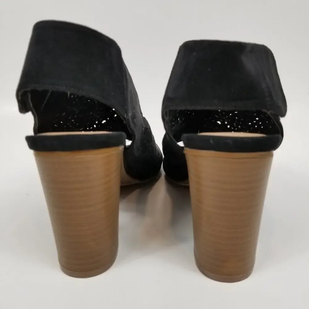 Big Buddha Black Faux Suede Lasercut Peep Toe Sandals Size 11